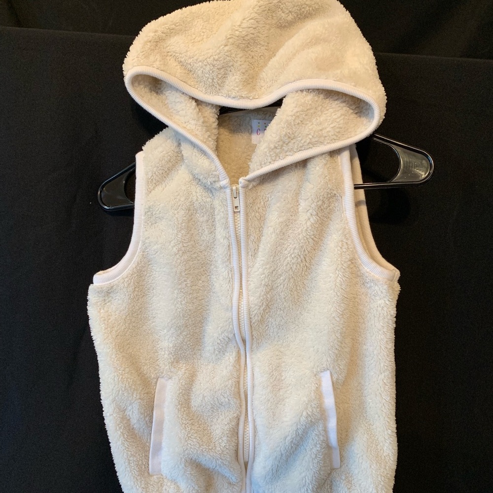 Vest - Picture 1 of 2